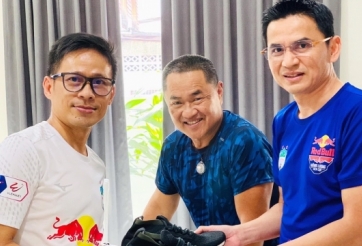 Kiatisak trở về Việt Nam, mang 'người mới' đến HAGL