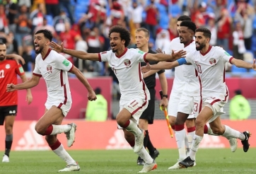 Chủ nhà World Cup thắng kịch tính đại diện châu Phi giành HCĐ