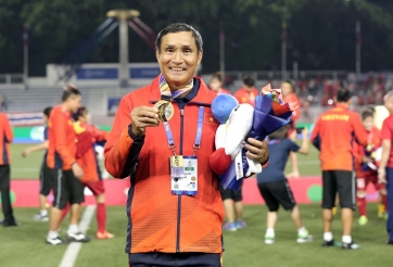 HLV Mai Đức Chung đi vào lịch sử Đông Nam Á với chiến tích World Cup