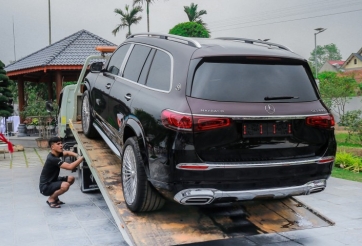 Chơi lan đột biến, nữ đại gia Việt chi gần 30 tỷ tậu cặp Mercedes hàng độc