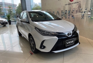 Giá xe Toyota Vios 2021 giảm giá mạnh đấu Honda City