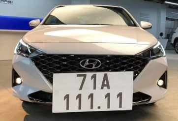 'Giật mình' Hyundai Accent biển số 111.11 được rao bán 1,111 tỷ đồng