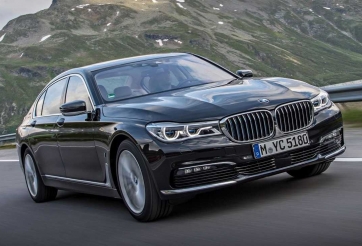 Choáng với loạt mẫu ô tô đang giảm giá “sốc” tới hơn 500 triệu đồng