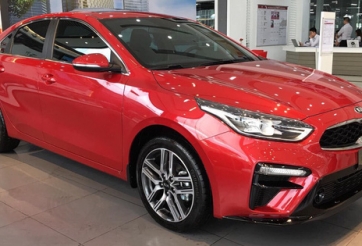 Giá rẻ ngang Toyota Vios, Kia Cerato bán chạy gấp 4 lần Mazda 3