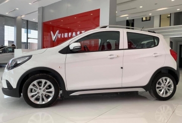 VinFast Fadil 'gây sốt' khi bán chạy gấp gần 10 lần Kia Morning