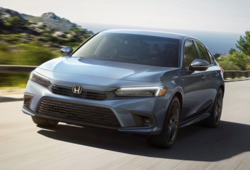 Cận cảnh Honda Civic 2022 sắp ra mắt, thiết kế mới đe nẹt Mazda 3