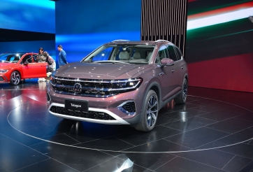 Thêm mẫu SUV 7 chỗ cực đẹp, dùng động cơ V6 tăng áp, giá hơn 1 tỷ đồng