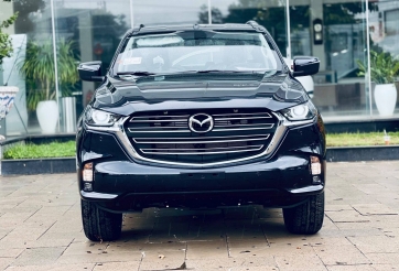 Bán tải siêu đẹp cạnh tranh Ford Ranger về đại lý, giá từ 659 triệu đồng