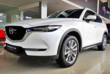 Mazda CX-5 giảm giá kịch sàn xuống dưới 800 triệu, quyết đấu Honda CR-V