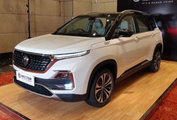 SUV cỡ B giá chỉ 445 triệu đồng, đầy công nghệ “xịn sò” đấu Corolla Cross