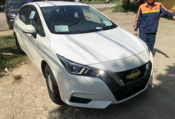 Sedan hạng B giá siêu rẻ về đại lý, cạnh tranh Toyota Vios mảng 'taxi'