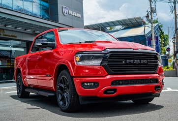 Khám phá mẫu bán tải “hot” vừa ra mắt tại Việt Nam, giá hơn 5 tỷ đồng