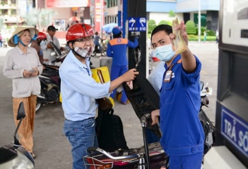 Giá xăng quay đầu giảm mạnh sau 5 lần tăng liên tiếp