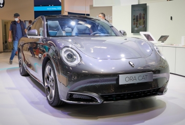 Ô tô điện “nhái” Porsche “gây sốt” với giá siêu rẻ, bán cực chạy