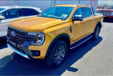 Bắt gặp Ford Ranger 2022 ngoài đời thực: thiết kế hầm hố như F-150