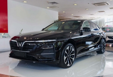 Giá lăn bánh VinFast Lux A2.0 rẻ chưa từng có nhờ ưu đãi trước bạ kép