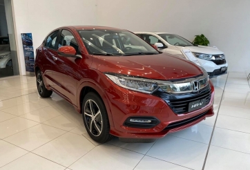 Honda HR-V giảm giá “sốc” tới 130 triệu, đe nẹt Seltos, Corolla Cross