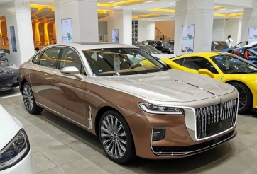 Hongqi ra mắt 2 mẫu xe mới tại Việt Nam: thiết kế như Rolls-Royce, giá rẻ