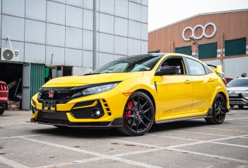 Cận cảnh Honda Civic Type R Limited Edition vừa về Việt Nam