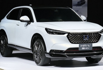 Honda HR-V 2022 có động cơ tăng áp cực mạnh, đe nẹt Seltos, Corolla Cross