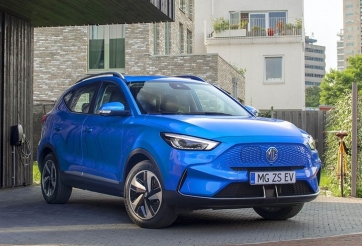 Thêm mẫu SUV cỡ B có phiên bản chạy điện, giá xăng không còn là nỗi lo