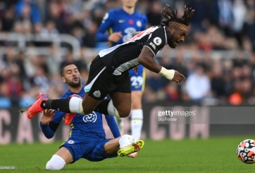 Chia tay Ziyech, Chelsea chốt nhanh cầu thủ 'giỏi hơn Neymar' để thay thế