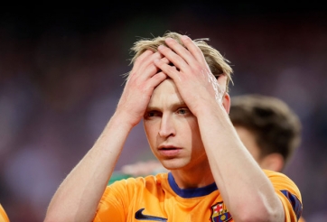 Fan Barca 'có mới nới cũ', De Jong ra đi trong 'cay đắng'