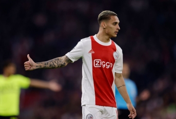 Nhìn MU hết kiên nhẫn, Antony đã phải 'lươn lẹo' để chiều lòng