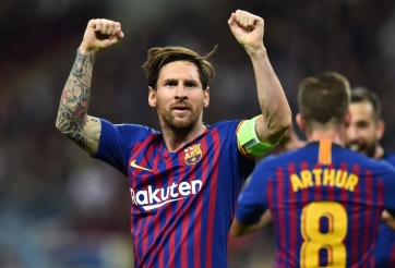 Messi là 'thiên thần', bị Liverpool vùi dập vẫn dang tay cứu giúp