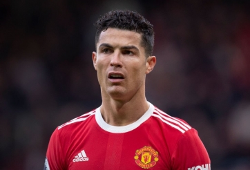 Sự thật phũ phàng đằng sau vụ Ten Hag cho phép Ronaldo rời MU