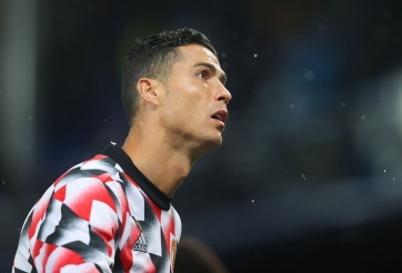 'Ronaldo trông chẳng khác gì một đứa trẻ được cưng chiều'