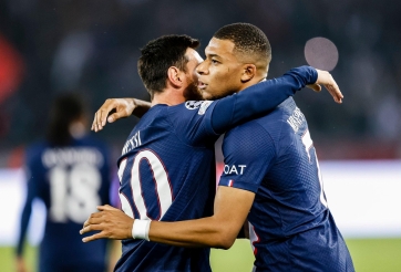Hành động cho thấy HLV Christophe Galtier 'cưng' Messi hơn Mbappe?