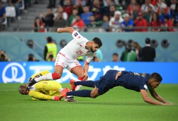 Trực tiếp Pháp 0-0 Tunisia: Đôi công căng thẳng