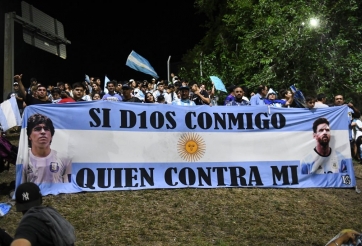 CĐV Argentina đáp trả yêu cầu vô lý của CĐV Pháp