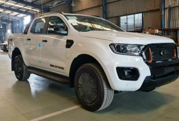 Sắp có bản nâng cấp, Ford Ranger vẫn đội giá hơn 90 triệu đồng tại đại lý