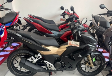 Honda Winner X ngược chiều giảm giá gần 10 triệu đồng