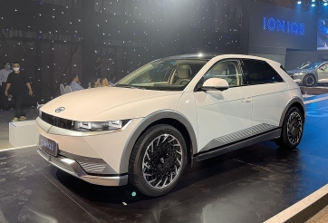 Ảnh thực tế Hyundai Ioniq 5 vừa ra mắt tại Việt Nam, nhiều chi tiết lạ mắt