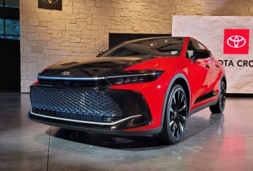 Toyota ra mắt mẫu sedan lai SUV với thiết kế cực đẹp, diện mạo như siêu xe