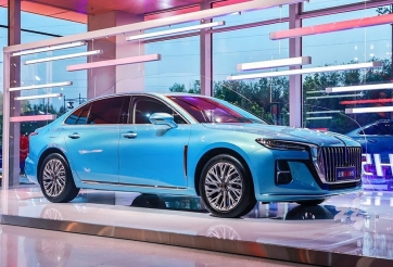 Sedan hạng D của Trung Quốc ra mắt với thiết kế như xe sang, giá từ 559 triệu đồng