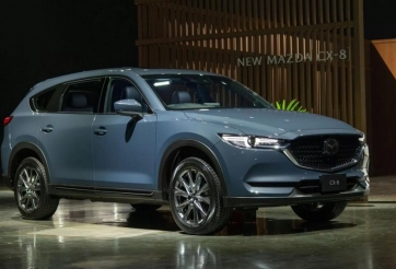 Mazda CX-8 2022 ra mắt với phiên bản màu xám Polymetal Gray cực đẹp