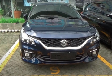 Hatchback cỡ B siêu đẹp của Suzuki bất ngờ đại lý, giá chỉ hơn 400 triệu đồng