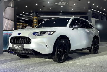 SUV cỡ B của Honda ra mắt với thiết kế như Maserati, dùng động cơ hybrid