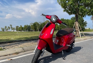 VinFast nhận đặt cọc xe máy điện Evo 200 – xe có giá tốt nhất, chạy xa nhất