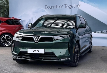 VinFast chính thức ra mắt 2 mẫu xe điện VF 8 và VF 9 tại Hà Lan