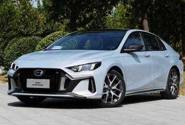 Sedan hạng C giá rẻ ngang Kia Morning ra mắt, có bản hybrid đấu Mazda 3, Kia K3