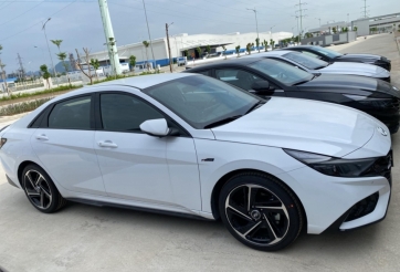 Hyundai Elantra 2023 sắp ra mắt tại Việt Nam lộ thêm thông tin đáng chú ý