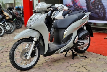 Sau Honda Vision, đến lượt SH Mode đội giá hàng chục triệu đồng