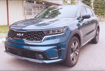 Kia Sorento HEV 2022 bất ngờ lộ diện tại Việt Nam, nhiều chi tiết đáng chú ý