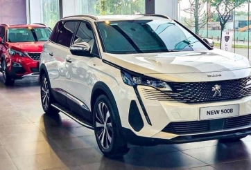 Hãng ô tô đầu tiên có động thái giảm giá toàn bộ xe tại Việt Nam