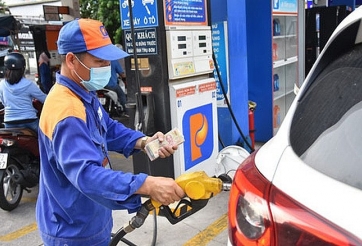 Giá xăng trong nước tiếp tục giảm sâu: E5RON92 về dưới mốc 20.000 đồng/lít